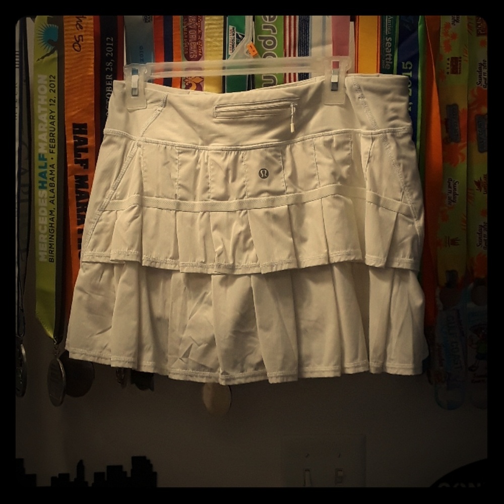 LuluLemon skirt